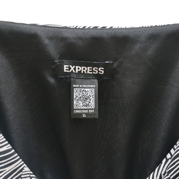 EXPRESS Satin Floral Wrap Front Tiered Maxi Dress - Picture 11 of 13